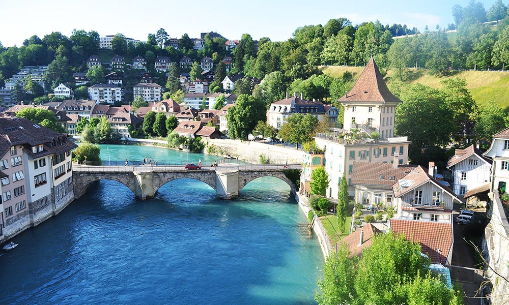 Car Hire Bern DriveAway